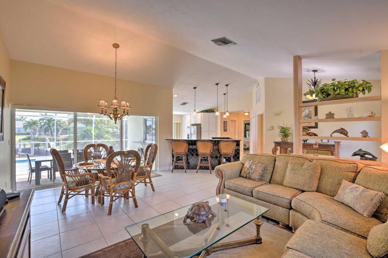 Canalfront Home With Private Saltwater Pool! جزيرة ماركو المظهر الخارجي الصورة