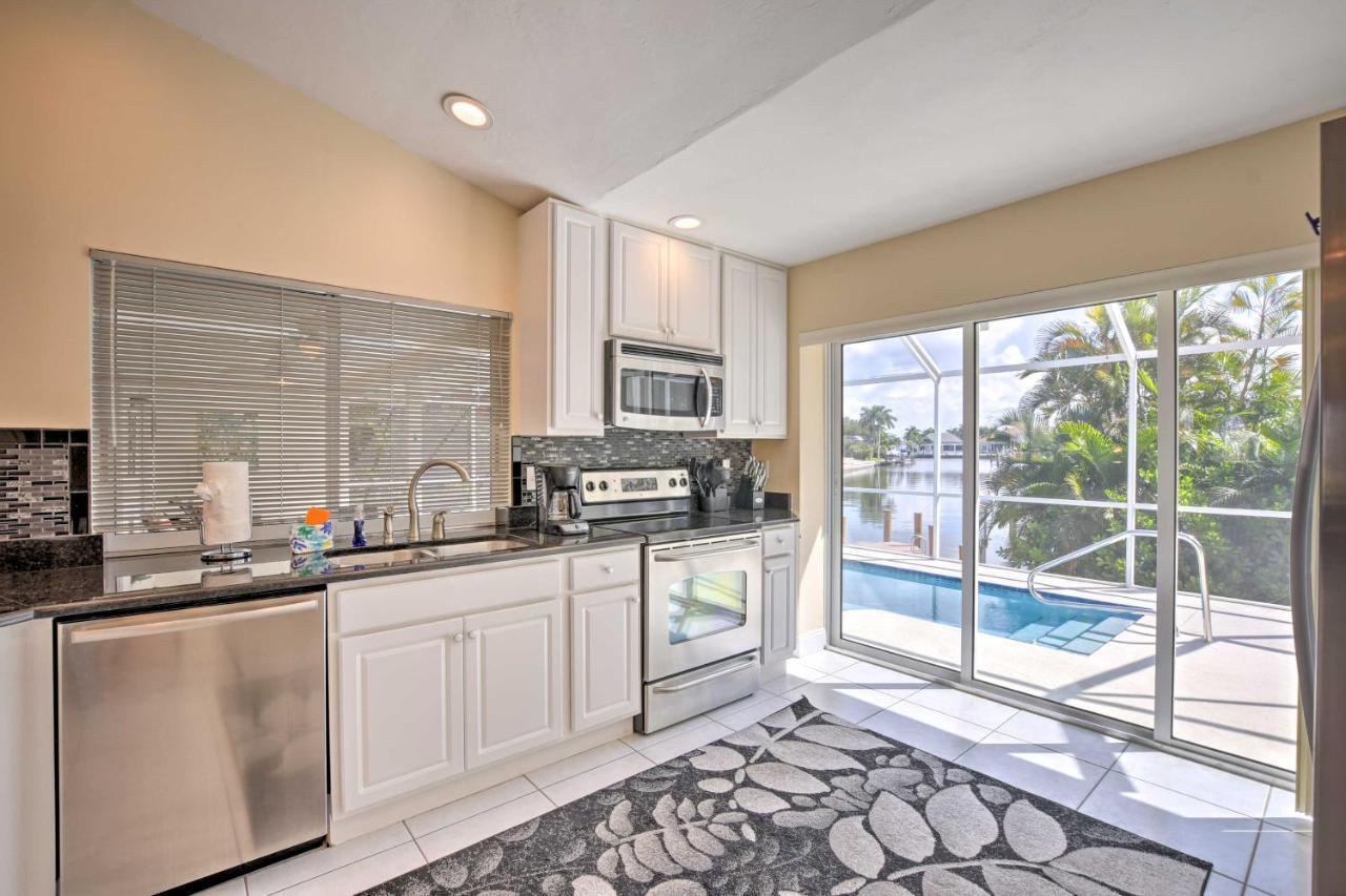 Canalfront Home With Private Saltwater Pool! جزيرة ماركو المظهر الخارجي الصورة
