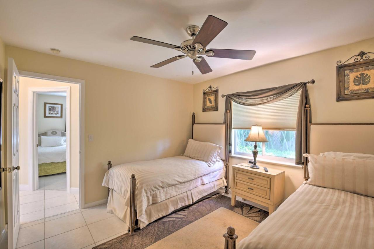 Canalfront Home With Private Saltwater Pool! جزيرة ماركو المظهر الخارجي الصورة